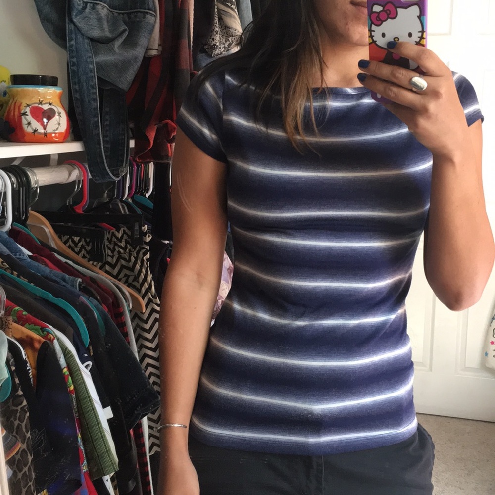 dELia*s striped T-shirt
